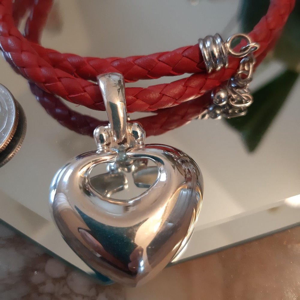 925 Sterling Silver love heart leather necklace